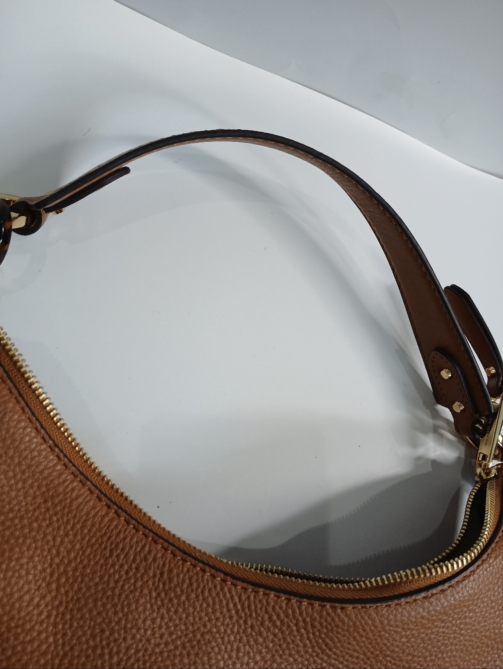 Michael Kors Brown Leather Shoulder Bag | Hobo Style | Gold Logo | Handbag - Picture 3 of 7